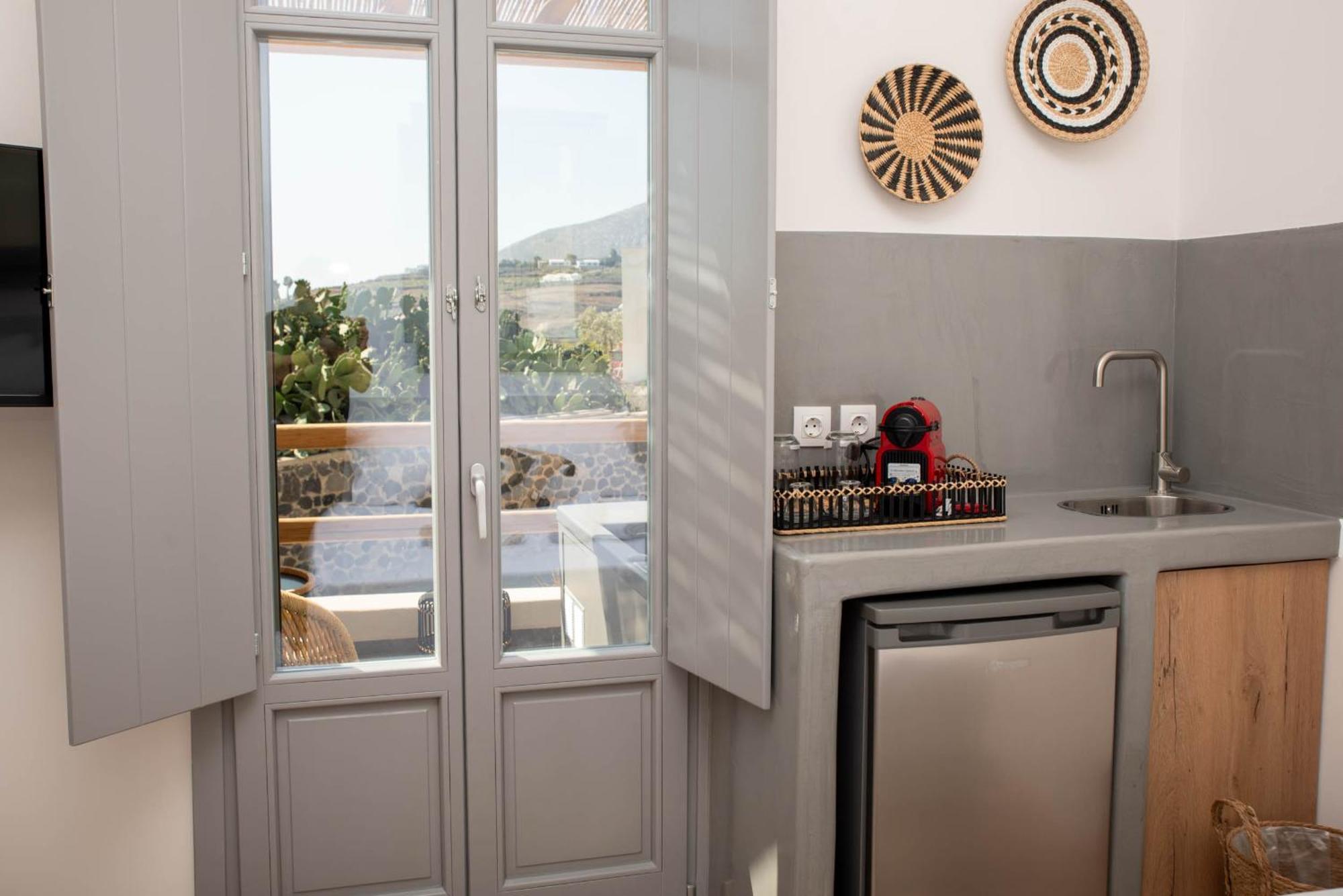 Aidani Luxurious Rooms Vothon Exterior photo