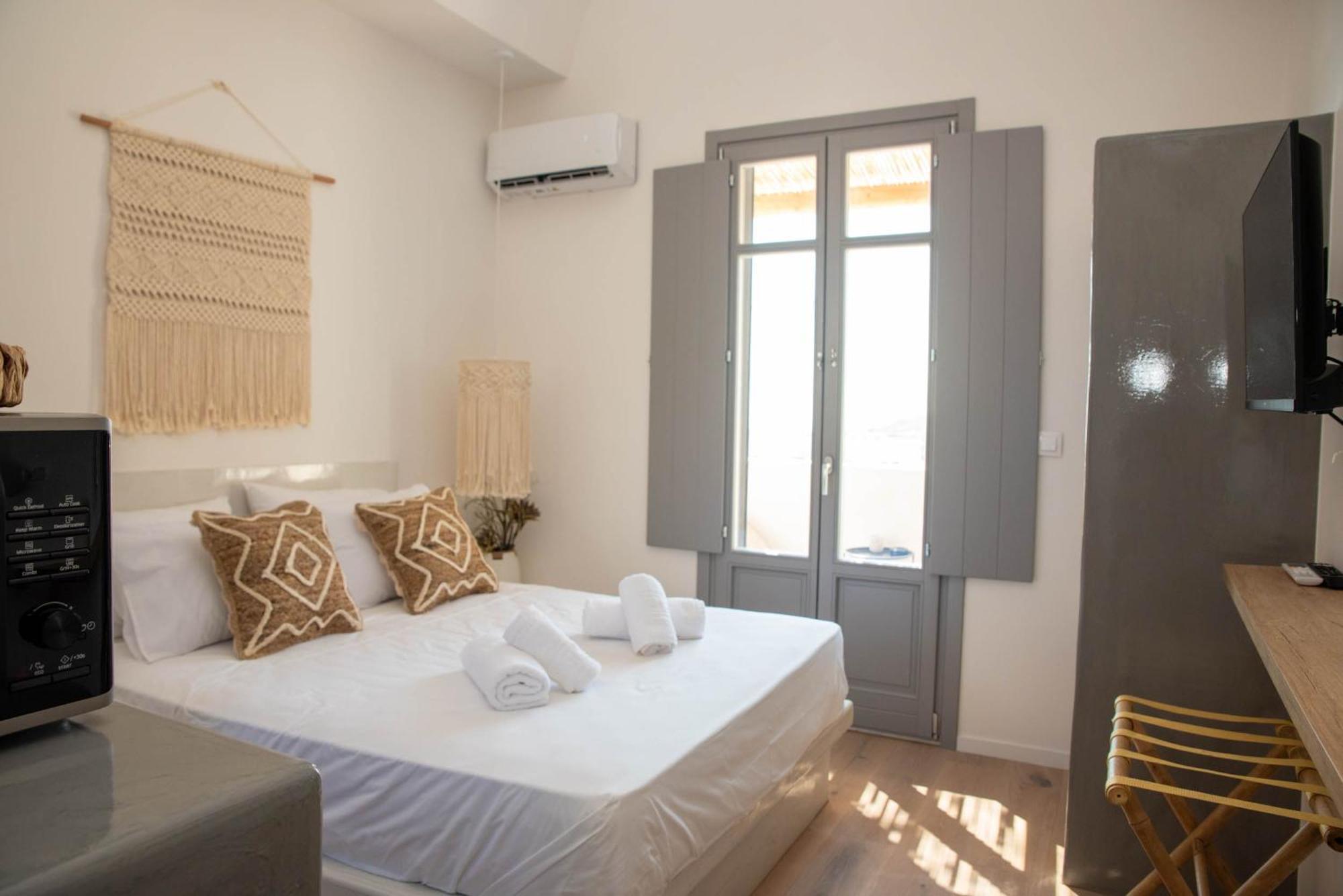 Aidani Luxurious Rooms Vothon Exterior photo
